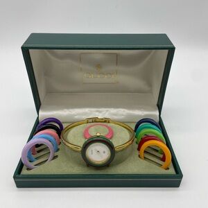 Vintage Gucci Bezel Gold Bangle Watch